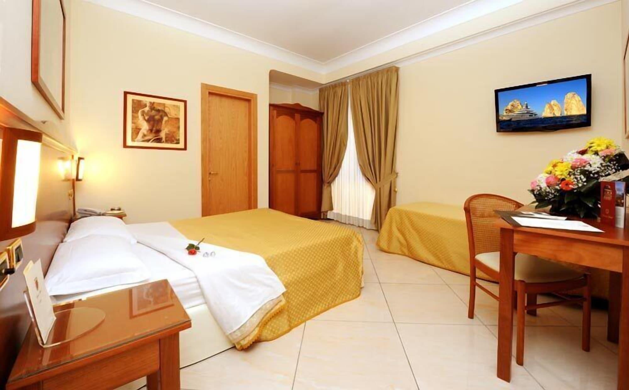 Buono Hotel Наполи Екстериор снимка