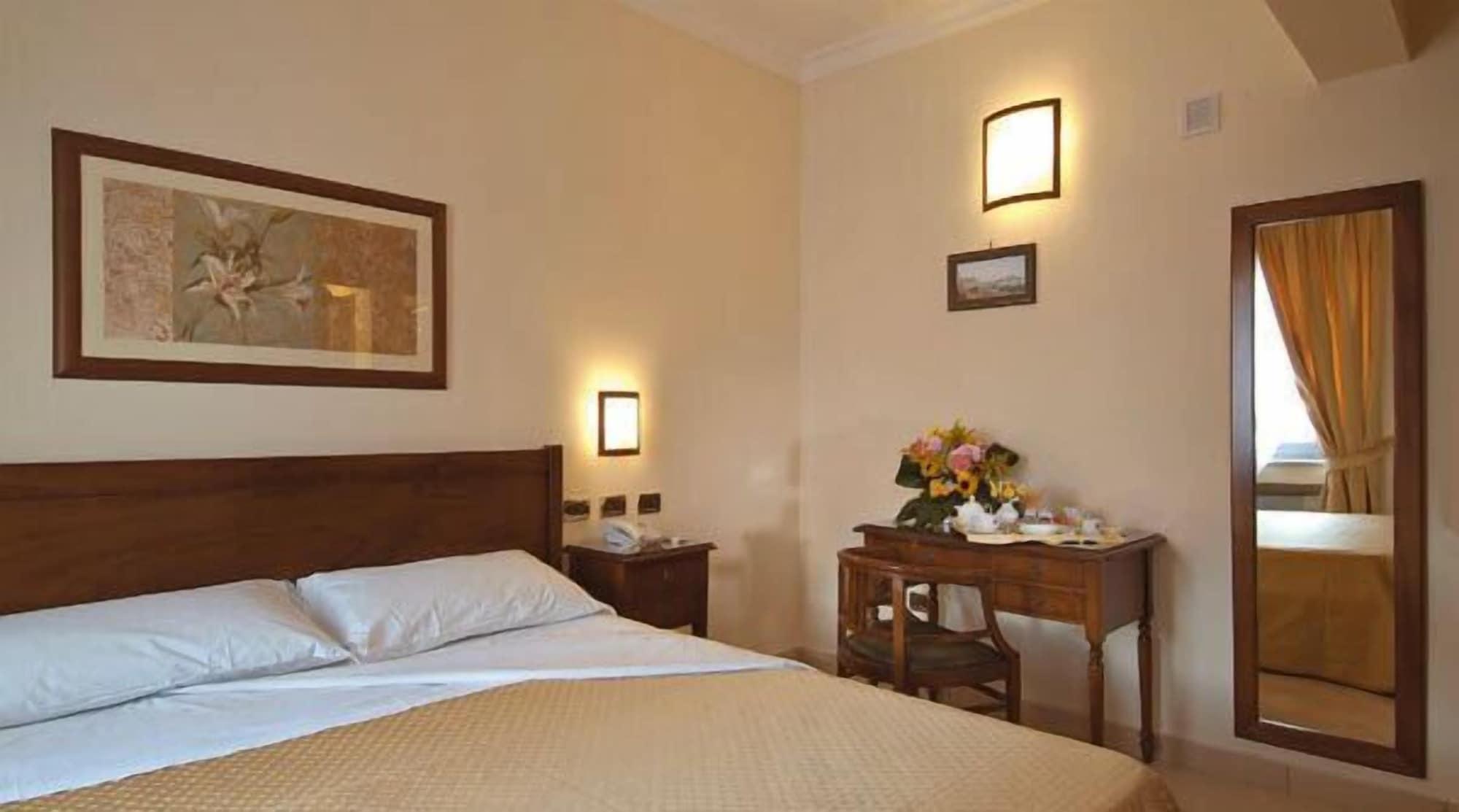 Buono Hotel Наполи Екстериор снимка