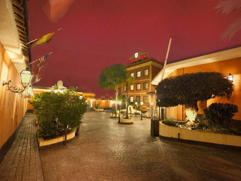 Buono Hotel Наполи Екстериор снимка